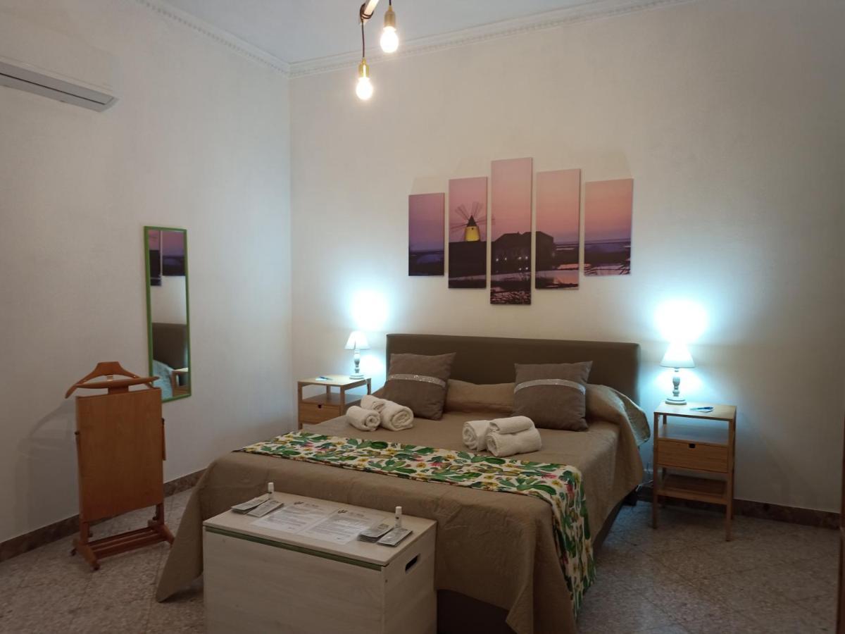 Casa Vacanze Ni Nuccia Trapani Ngoại thất bức ảnh